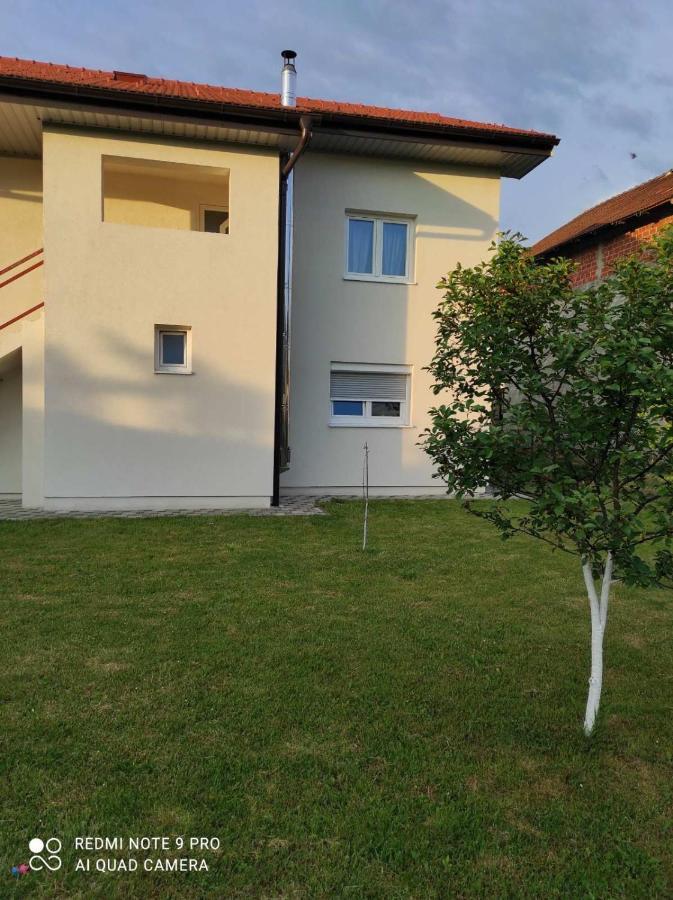 Meri Rooms Bihac Luaran gambar