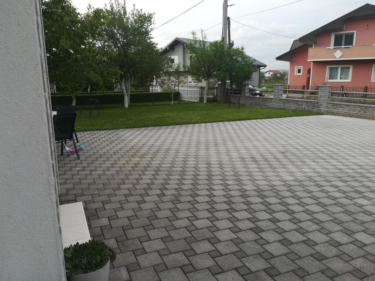 Meri Rooms Bihac Luaran gambar